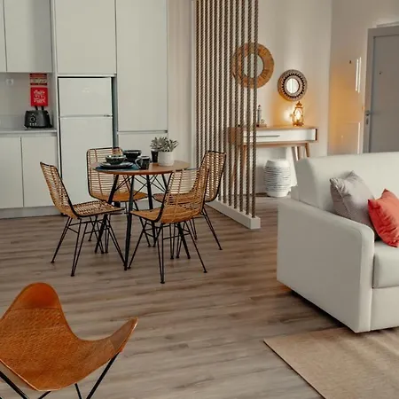 Shellter By The Sea דירה