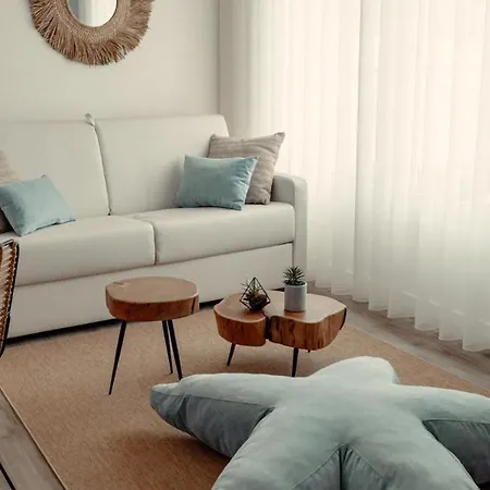 דירה Shellter By The Sea *