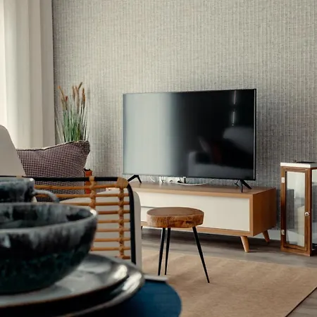 Shellter By The Sea ויירה דה לייריה